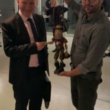 Pavel Fischer přijal gratulace od Zlatokopa Henryho k vítězství v debatě prezidentských kandidátů.